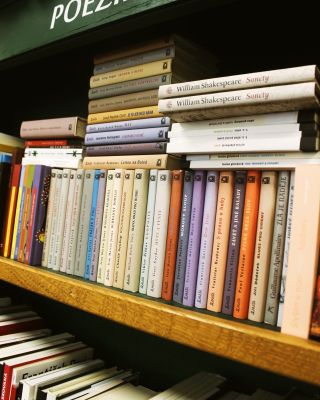 NEJDŮLEŽITĚJŠÍ ZPRÁVA DNE (TÝDNE)‼😲🫢 ... i když asi né úplně pro každého, ale... V našem rodinném Knihkupectví Jana...